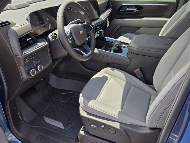 2026 Chevrolet Suburban LS - Photo 6