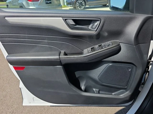 Used 2021 White Ford S image 17