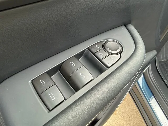 2026 Buick Enclave Preferred - Photo 10