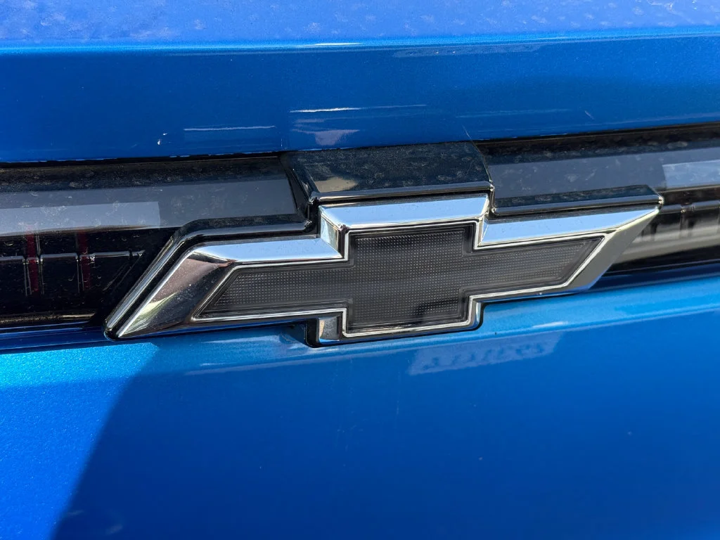 Used 2024 Riptide Blue Metallic Chevrolet 2LT image 17
