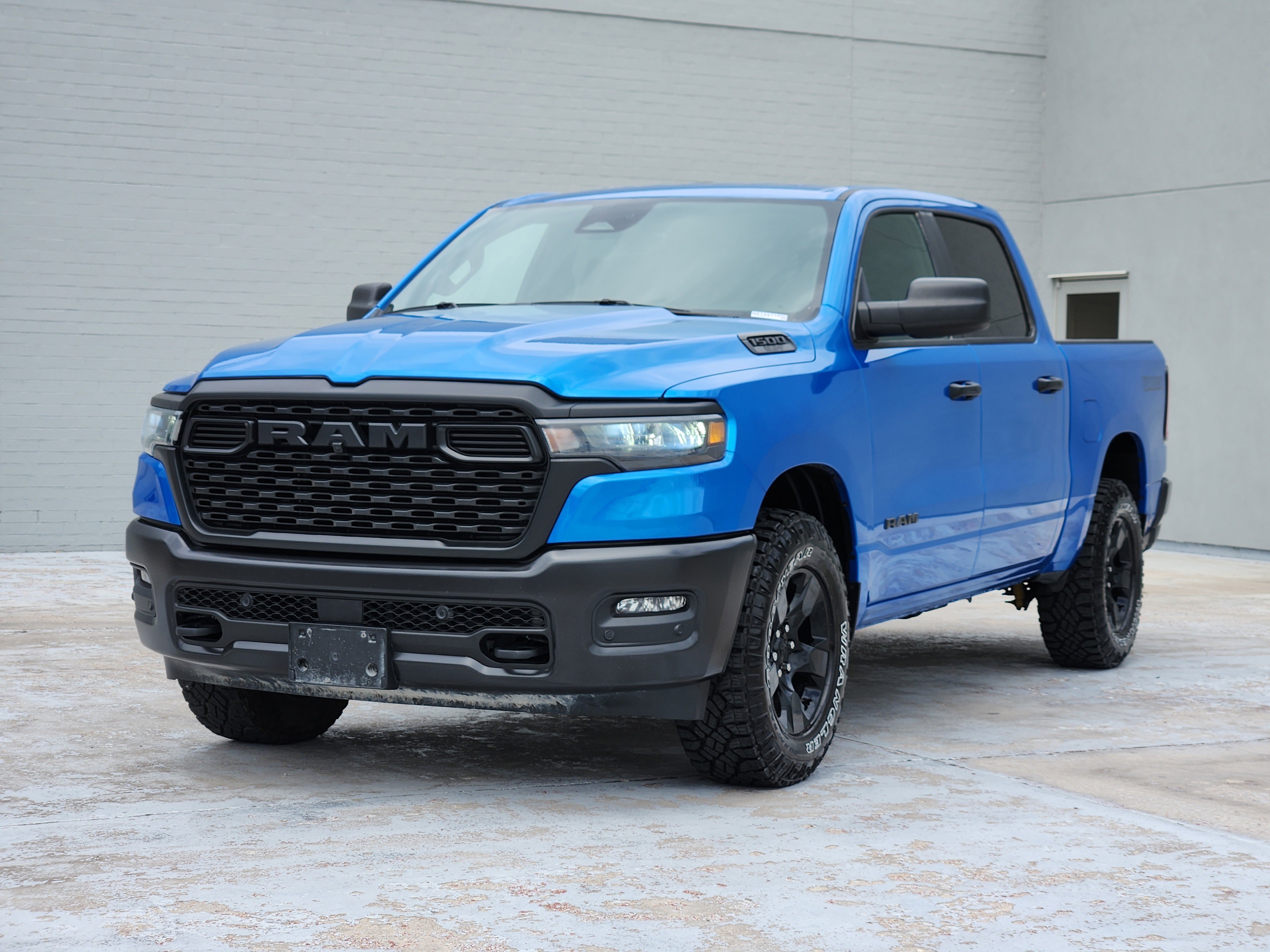 Used 2025 Hydro Blue Pearlcoat Ram Warlock image 4