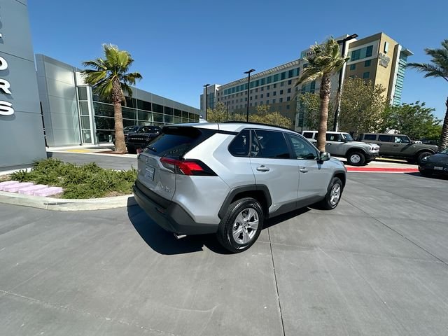 Used 2025 Silver Toyota XLE image 7