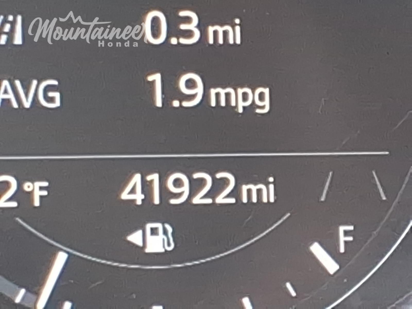 Used 2024 Polymetal Gray Metallic Mazda 2.5 S Carbon Edition image 45