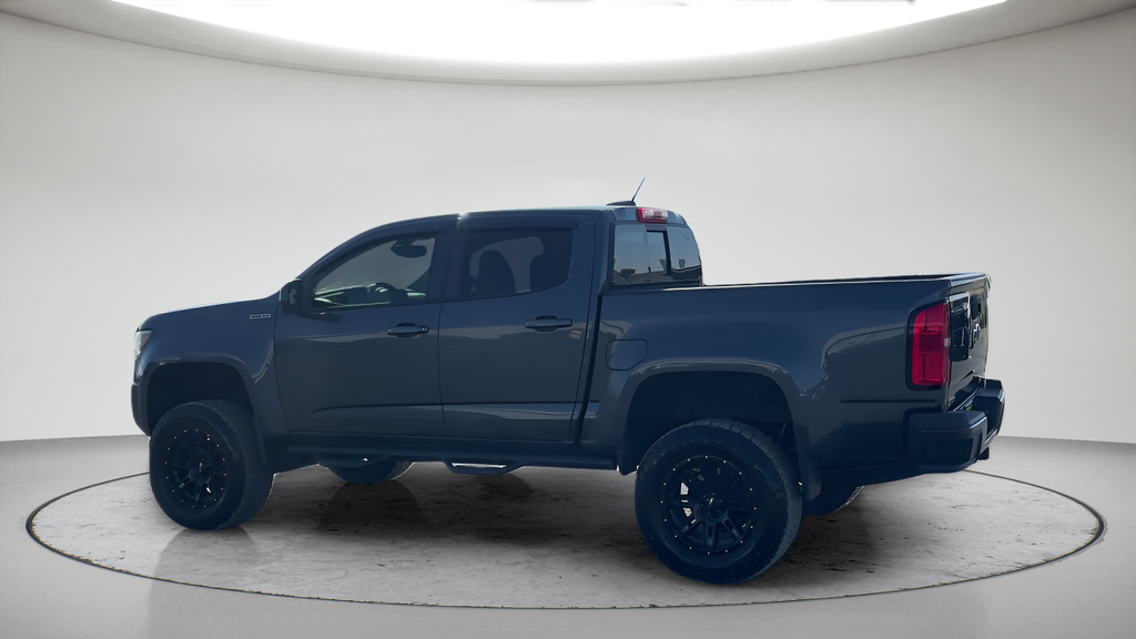 Used 2017 Gray Chevrolet Z71 image 13