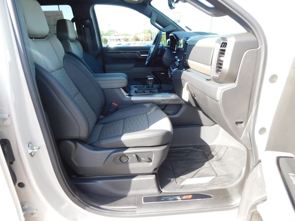 2026 Chevrolet Silverado 1500 ZR2 - Photo 22