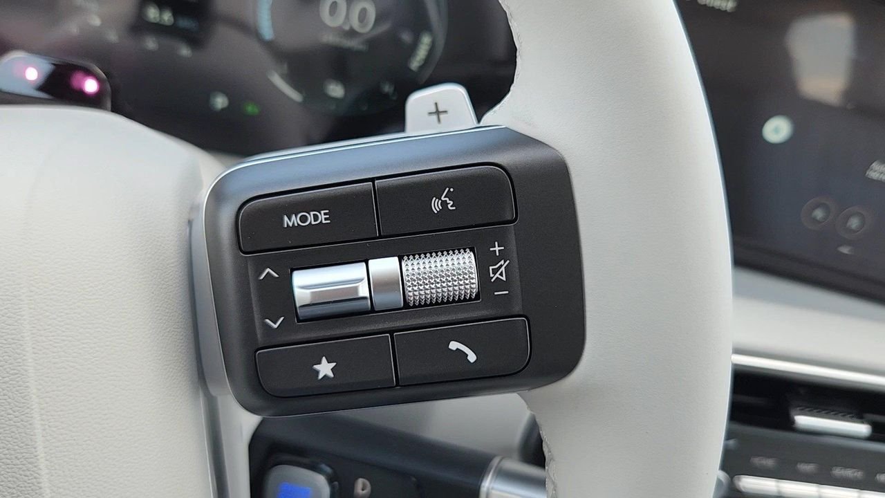 New 2026 Abyss Black Pearl Hyundai SEL 8P image 12