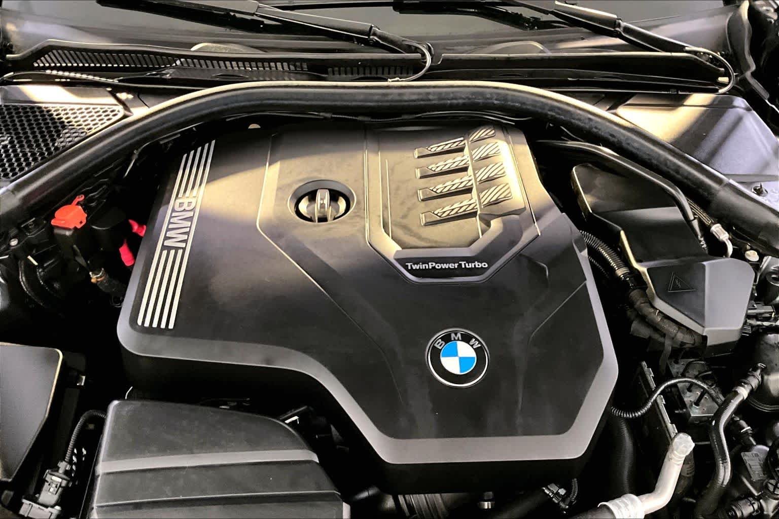 Used 2020 Mineral Gray Metallic BMW 330i xDrive image 31