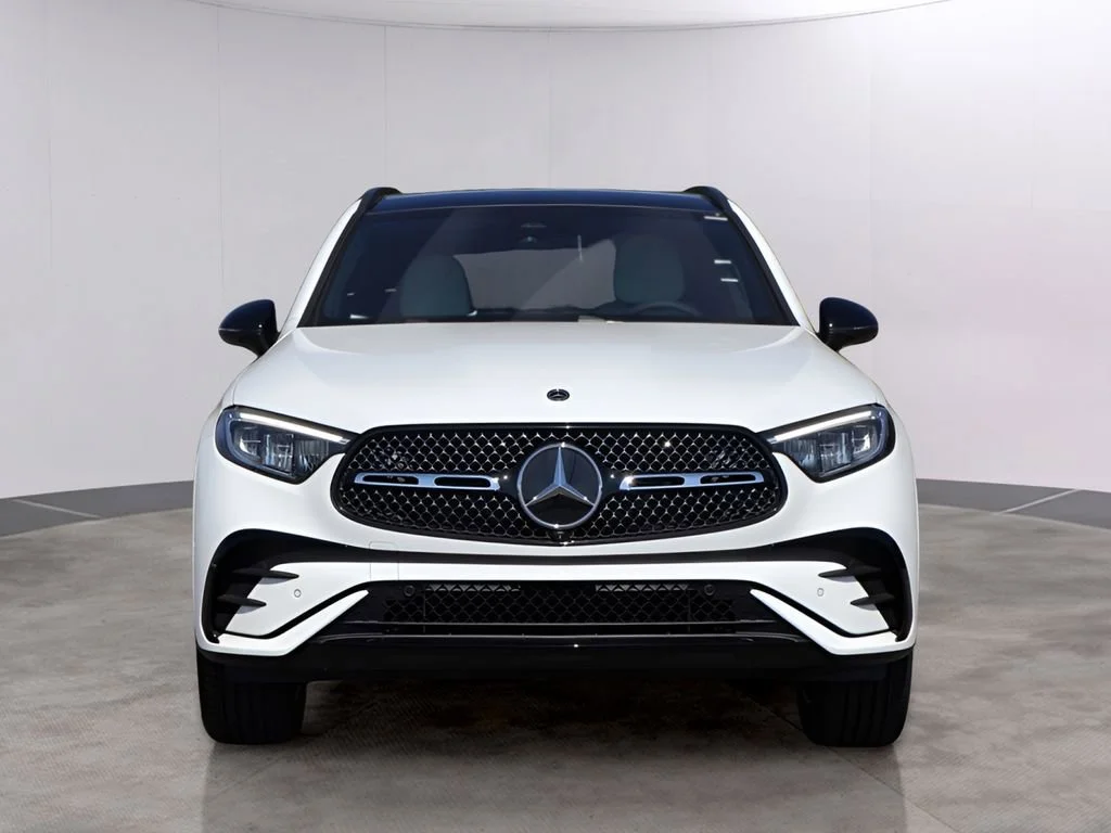 New 2026 Polar White Mercedes-Benz GLC 300 image 44