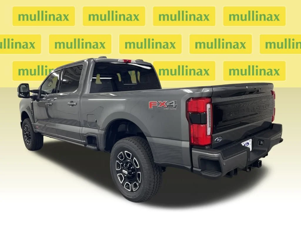2026 Ford F-250 Super Duty Platinum - Photo 11