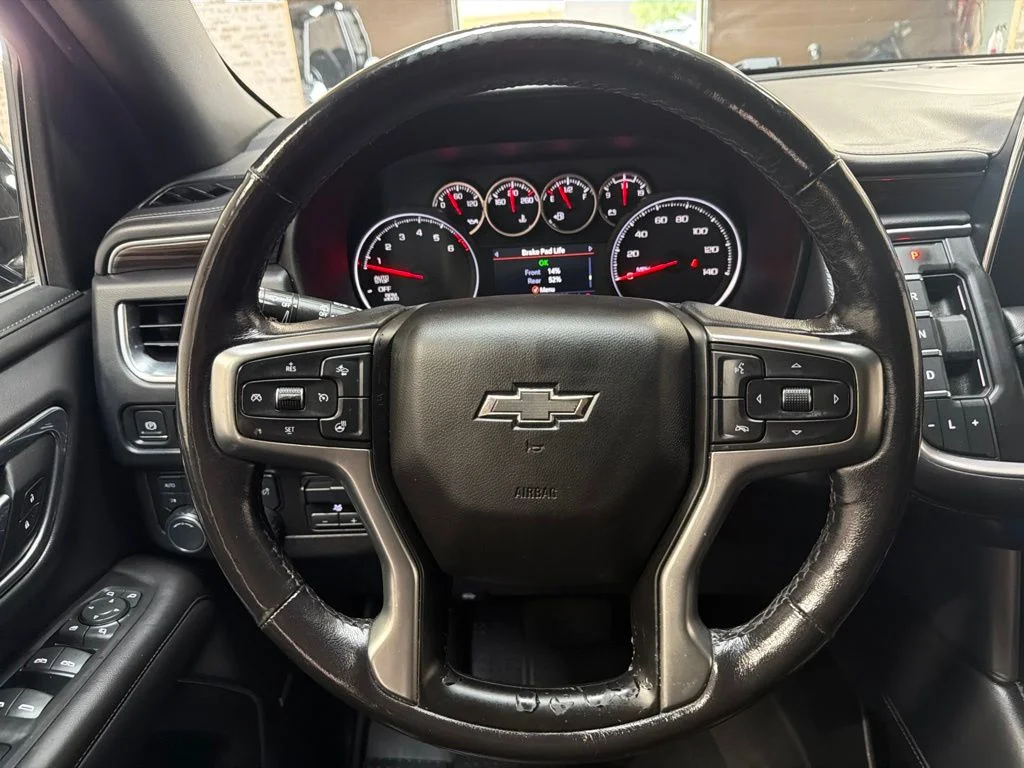 Used 2021 Black Chevrolet Z71 image 22