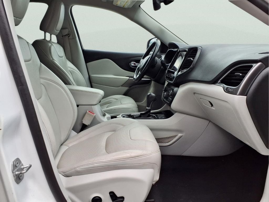 Used 2020 White Jeep Limited image 14