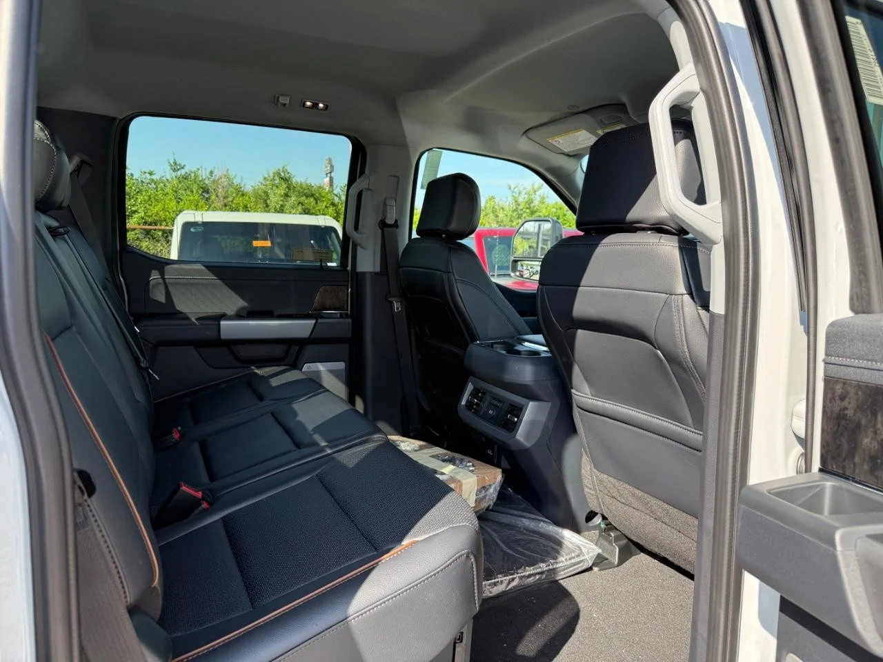 New 2026 Avalanche Ford F-350® Lariat® image 7