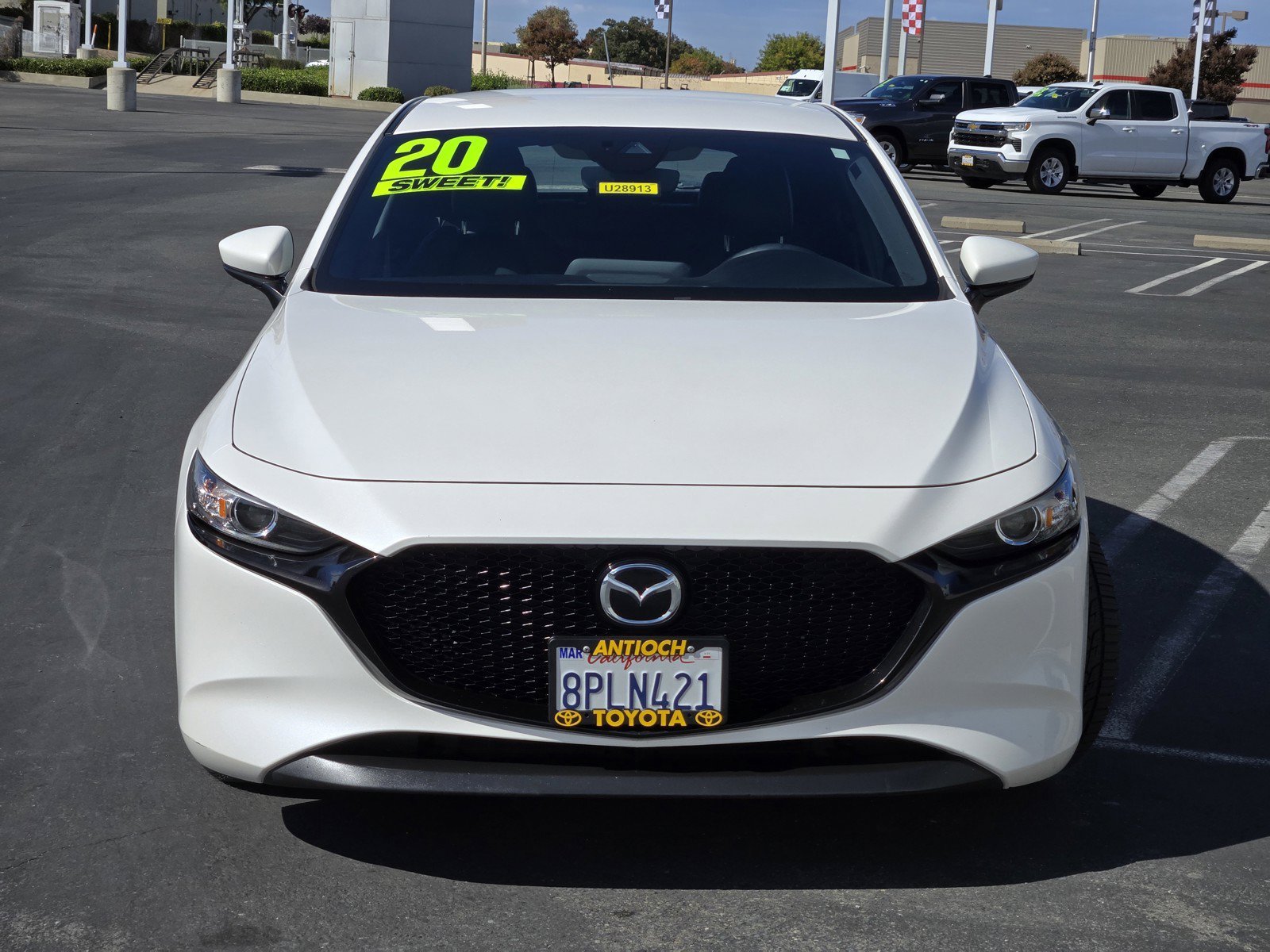 Used 2020 Snowflake White Pearl Mica Mazda Preferred Package image 2