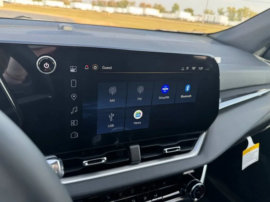New 2026 Summit White Chevrolet LT image 25