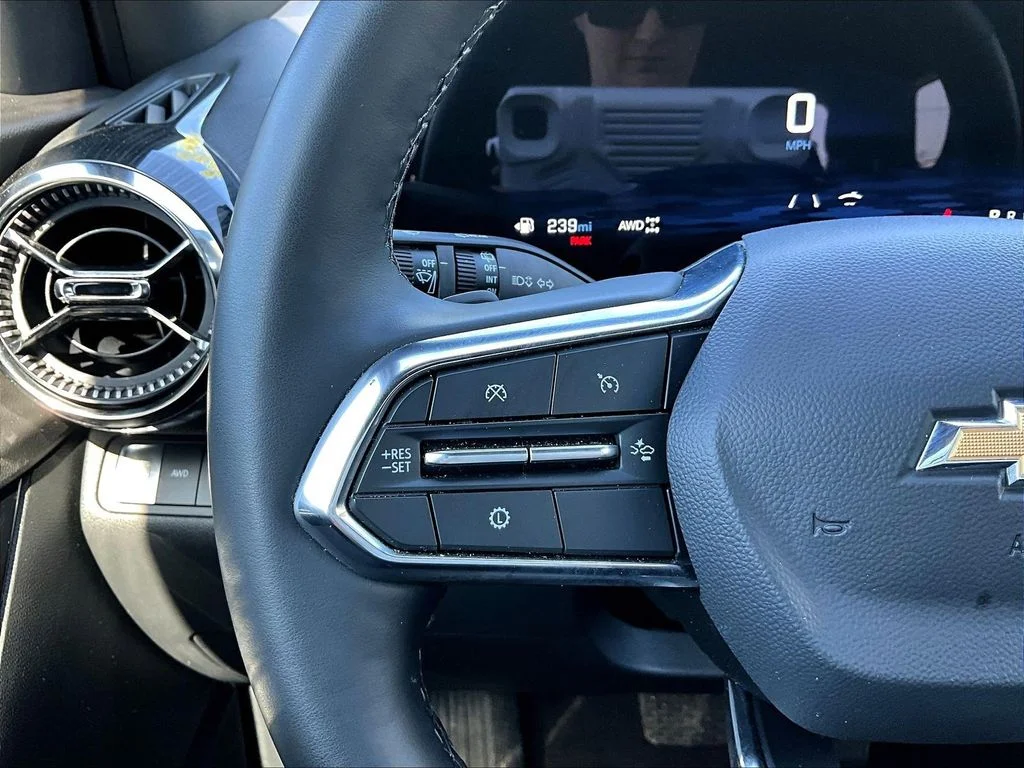 2025 Chevrolet Equinox LT - Photo 15