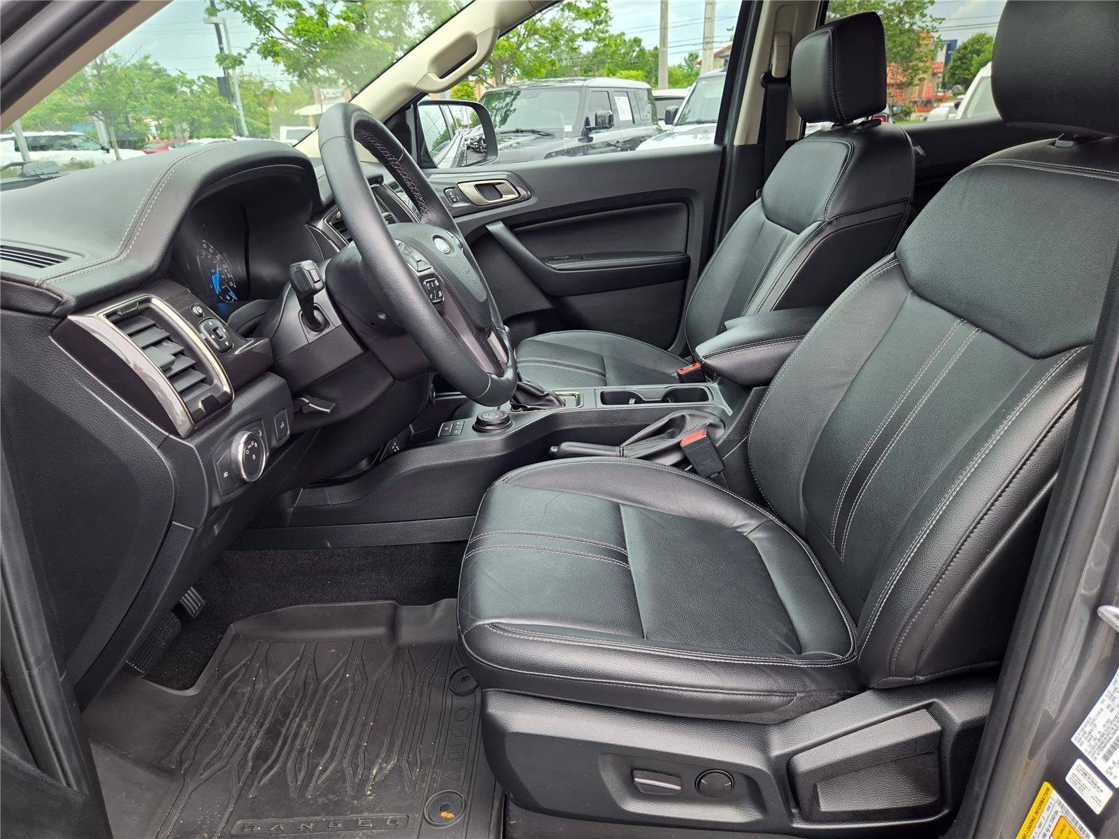 Used 2022 Gray Ford LARIAT image 24