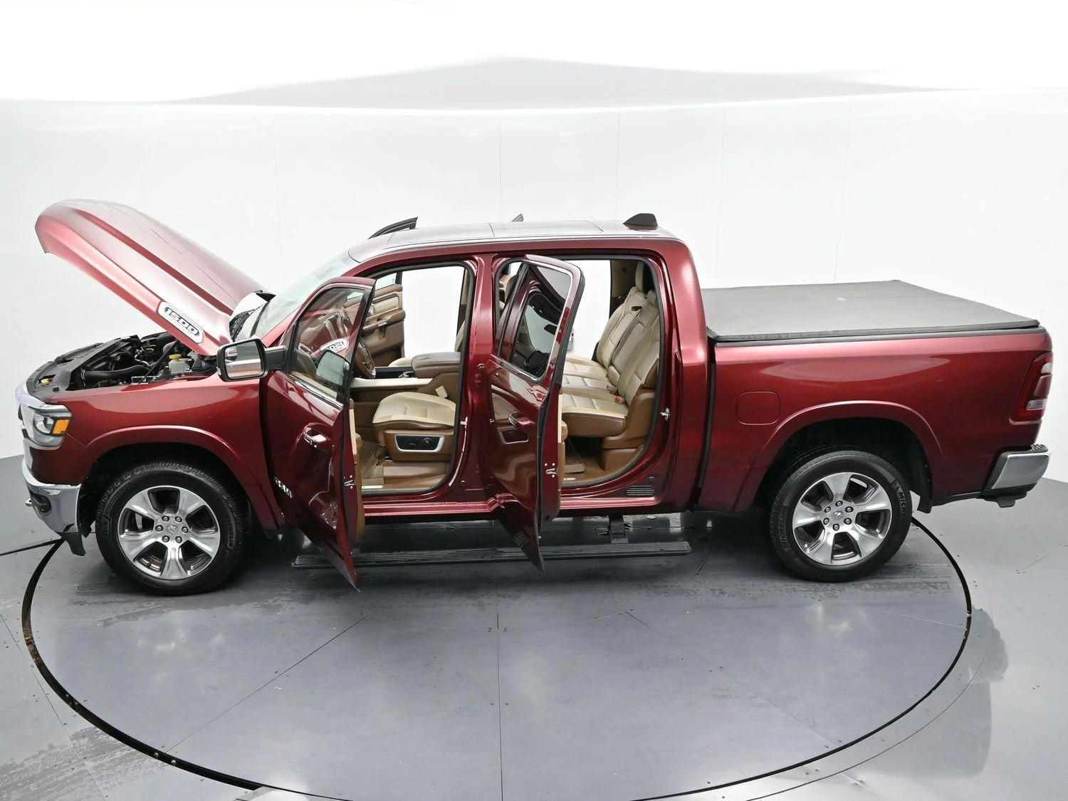 Used 2020 Delmonico Red Pearlcoat Ram Laramie image 39