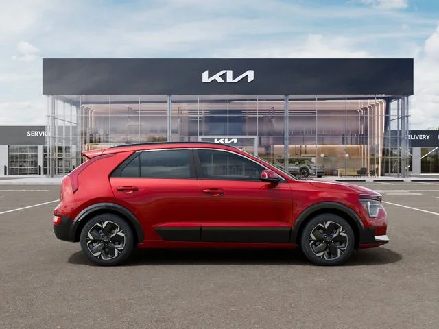 New 2026 Red Kia Wind image 7