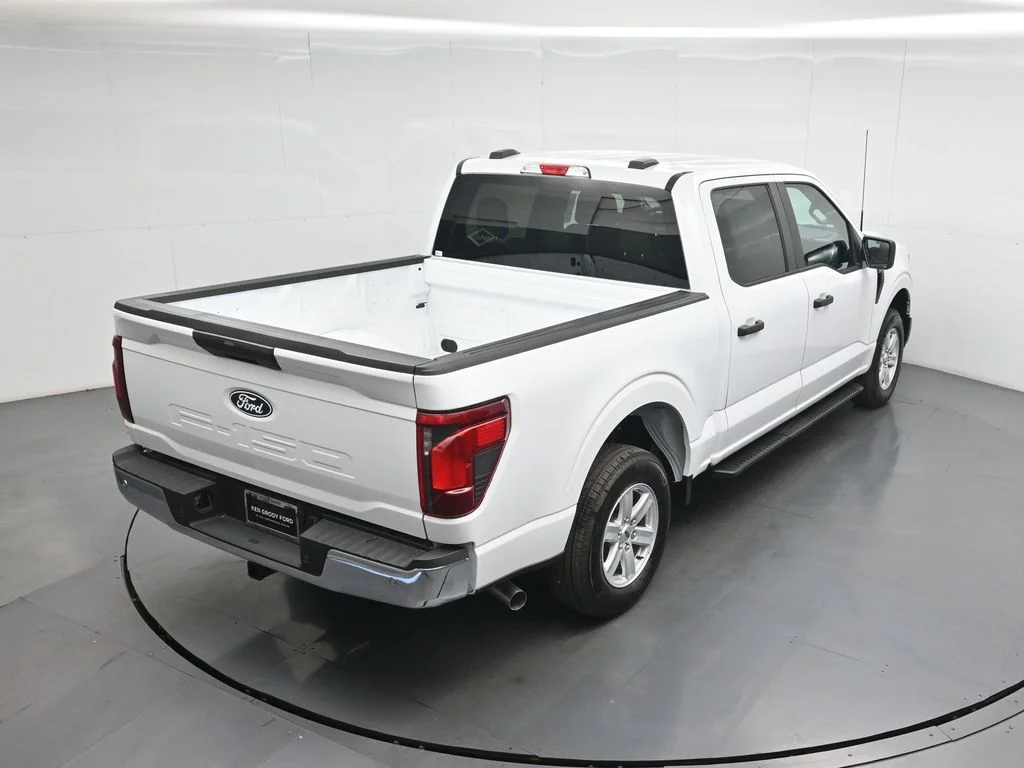 New 2026 White Ford XL image 35