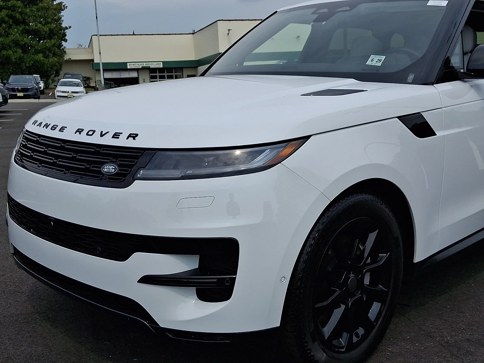 Certified Used 2024 Fuji White   1Aa Land Rover SE image 11