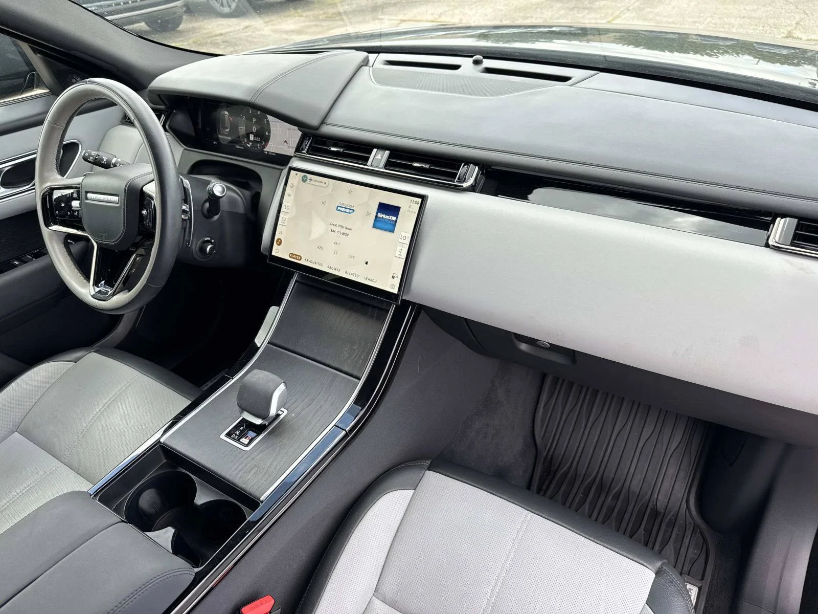 2026 Land Rover Range Rover Velar