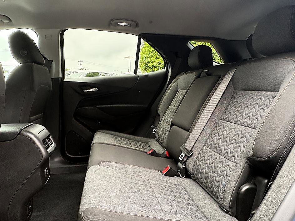 Used 2024 Lakeshore Blue Metallic Chevrolet LT image 10