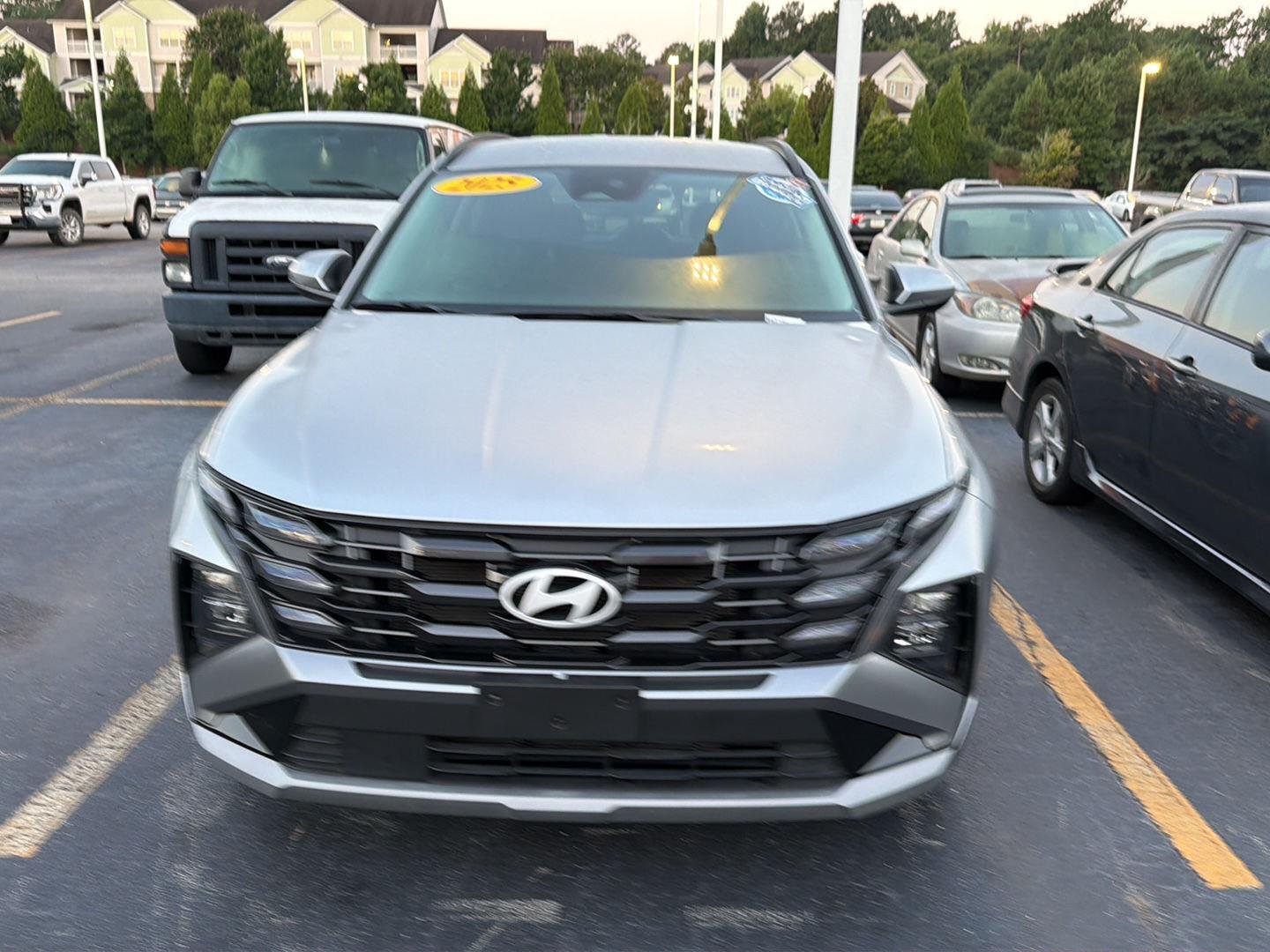 Used 2025 Shimmering Silver Hyundai SEL image 4