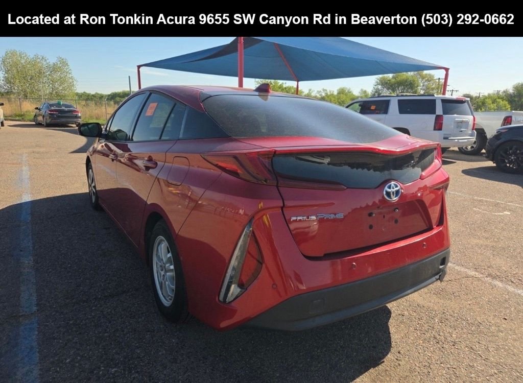 Used 2018 Hypersonic Red Toyota Advanced image 3