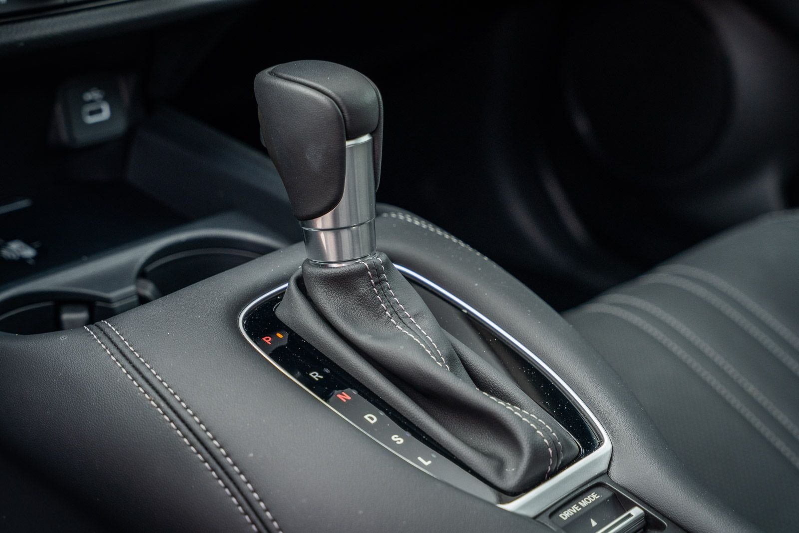 2025 Honda HR-V EX-L - Photo 36