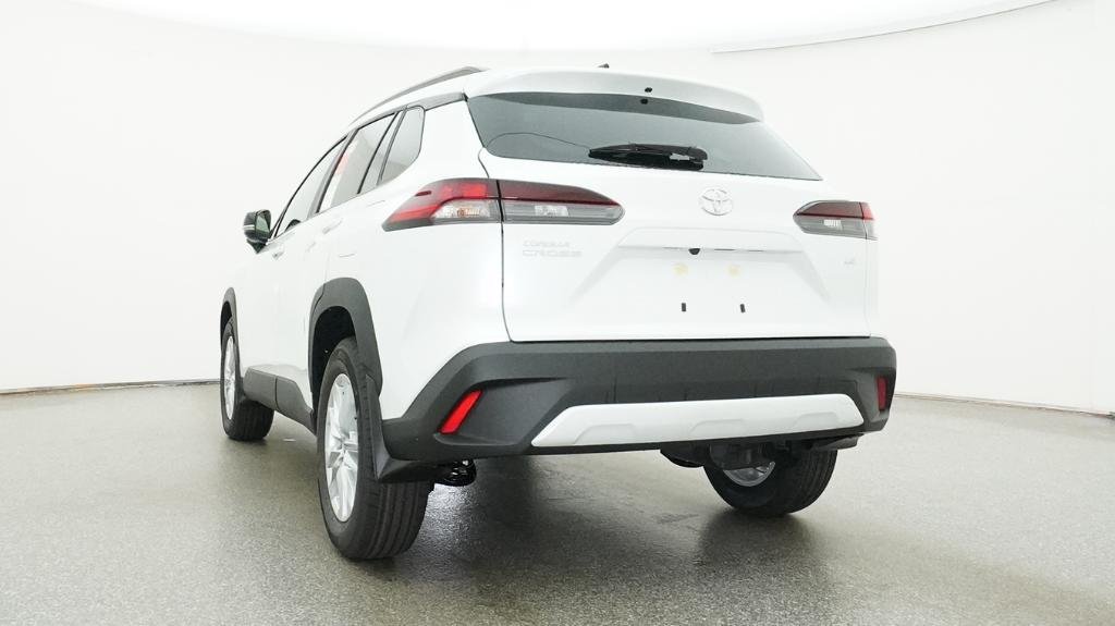 New 2026 Wind Chill Pearl Toyota LE image 17
