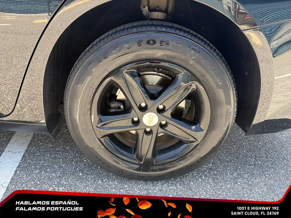 Used 2022 MOSAIC BLACK METALLIC Chevrolet LS image 10