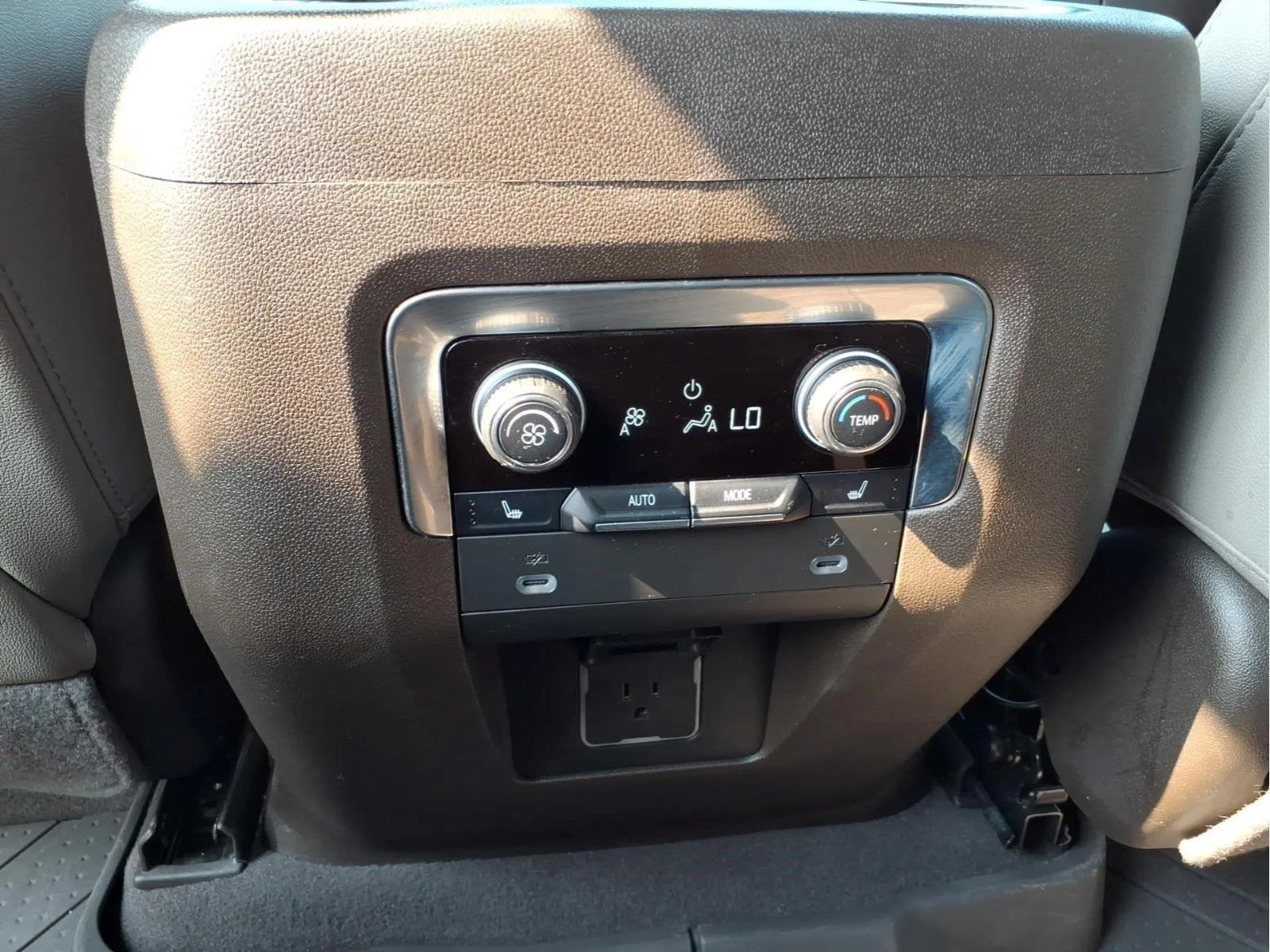 Used 2022 Summit White Chevrolet LT image 14