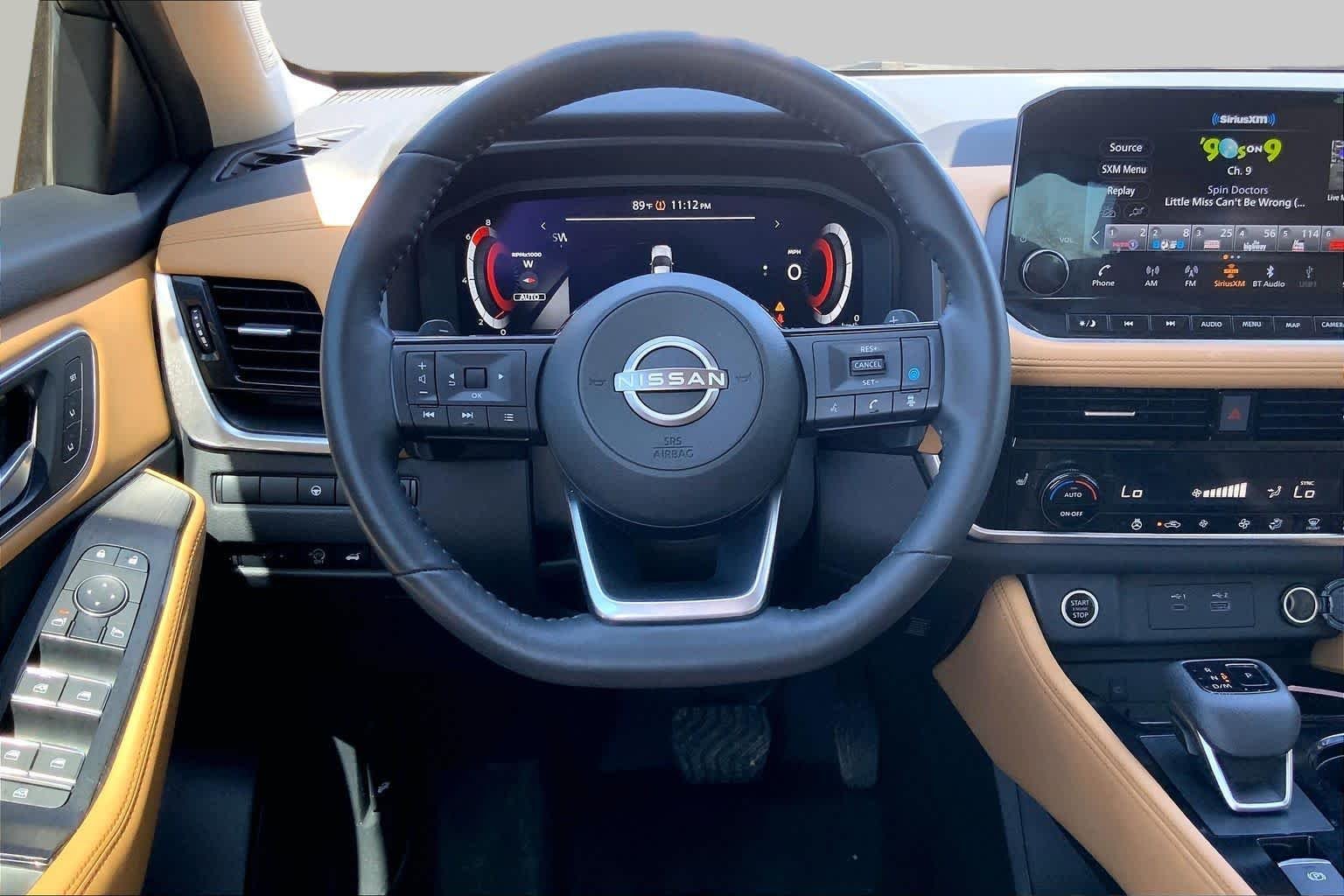 Used 2023 Pearl White Tricoat/Super Black Nissan Platinum image 6