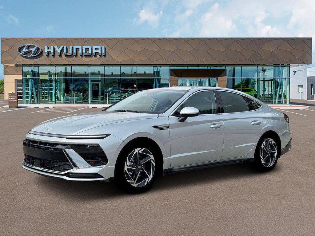 New 2026 Silver Hyundai SEL Sport image 2
