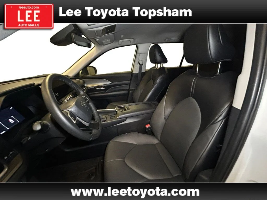 Used 2024 Pearl Toyota XLE image 9