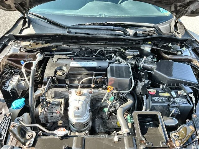 Used 2016  Honda EX image 27