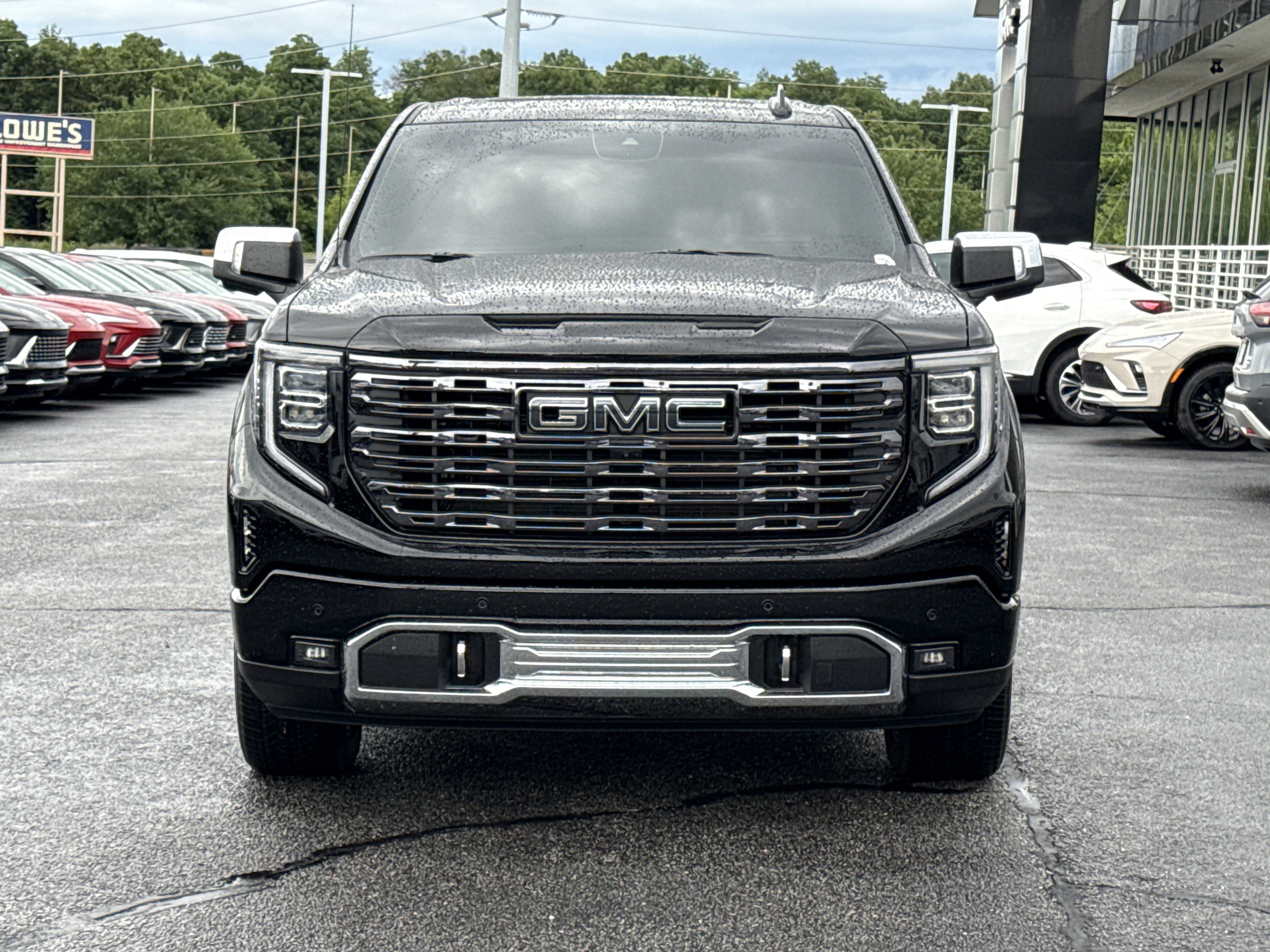Used 2026 Onyx Black GMC Denali Ultimate image 13