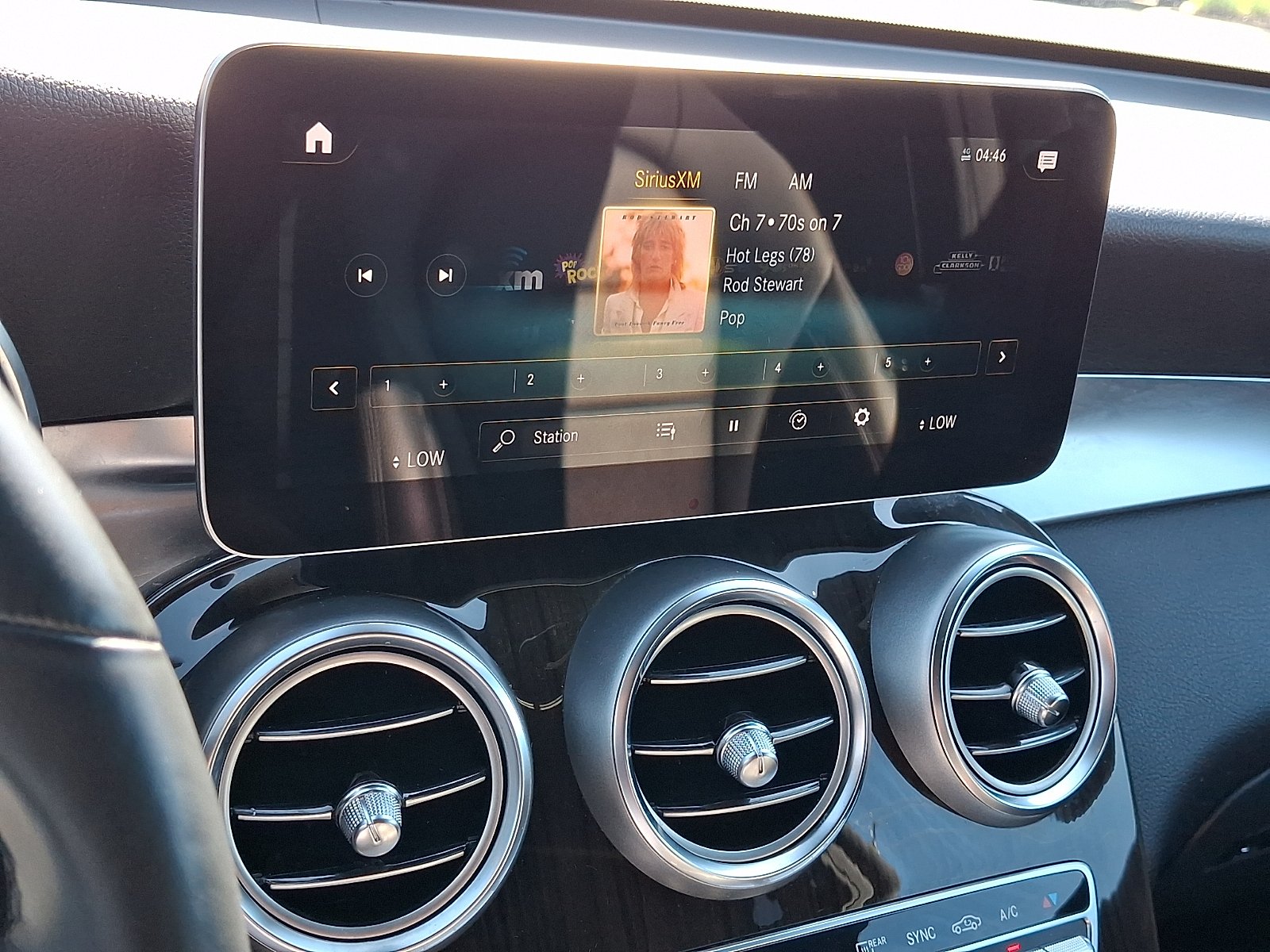 Certified Used 2020 Black Mercedes-Benz 4MATIC® image 18