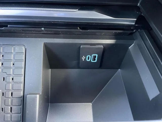 New 2026 Gray Ford Platinum image 6