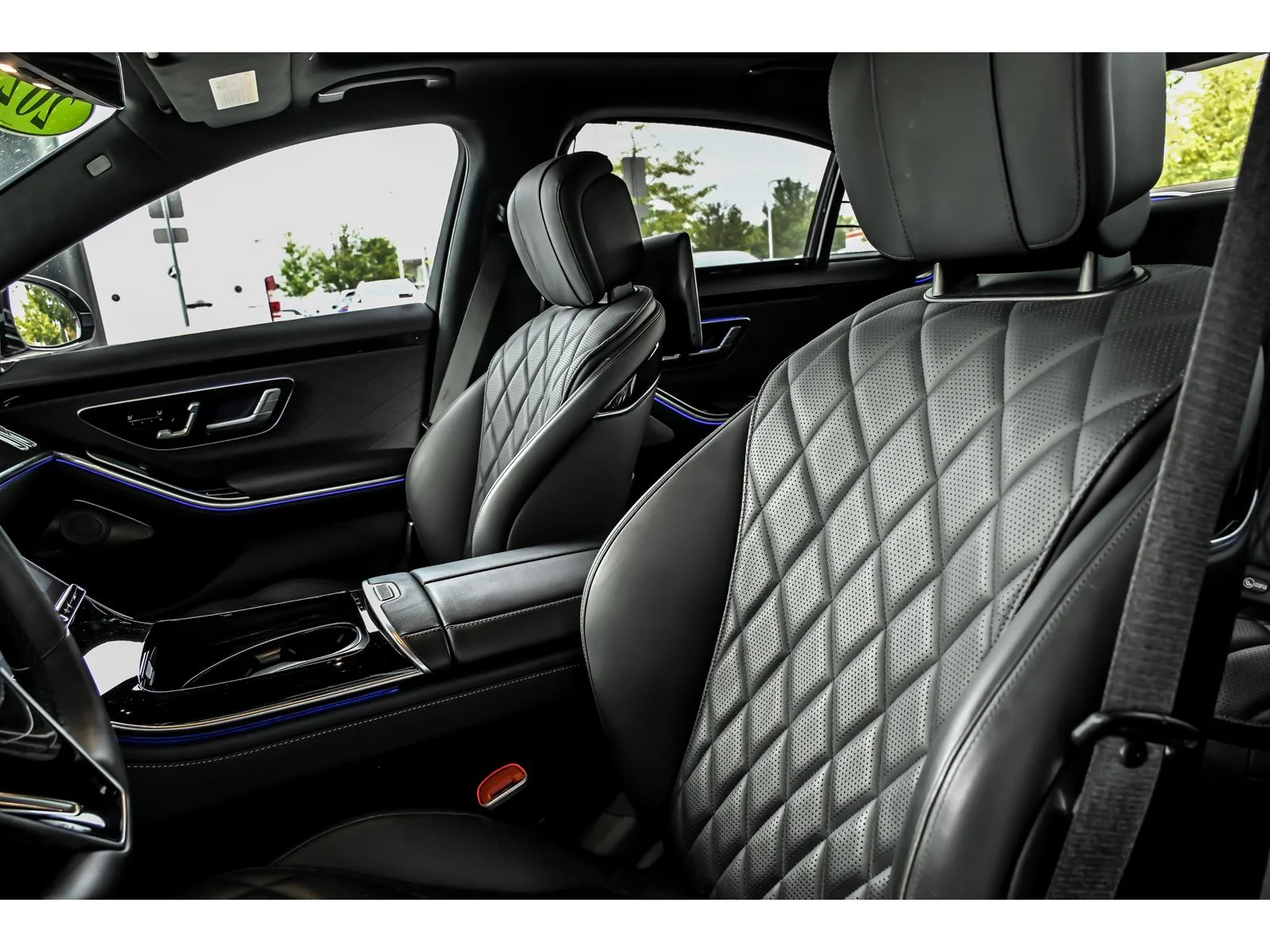 Used 2023 Black Mercedes-Benz S 580 4MATIC® image 12