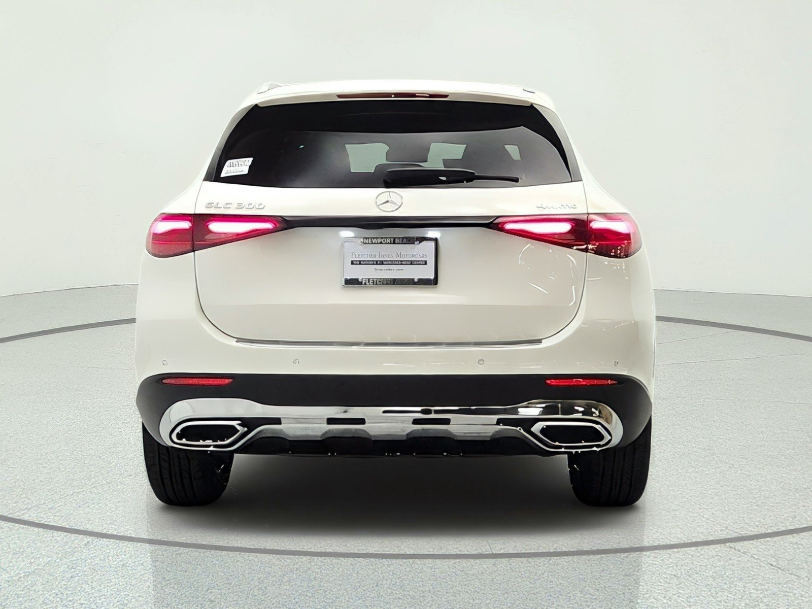 New 2026 Polar White Mercedes-Benz GLC 300 4MATIC® SUV image 6