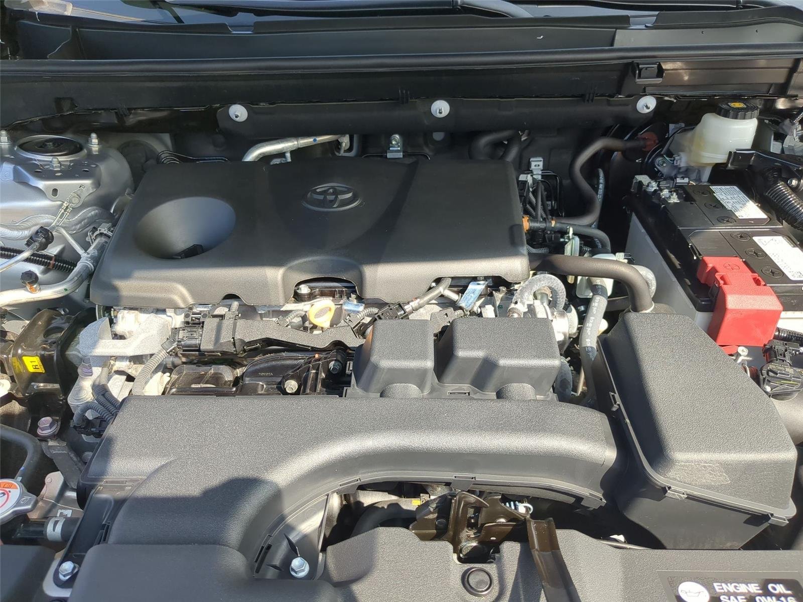 Used 2025 Silver Sky Metallic Toyota LE image 33