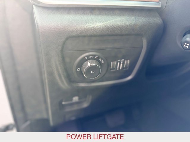 Certified Used 2022 White Jeep Summit image 15