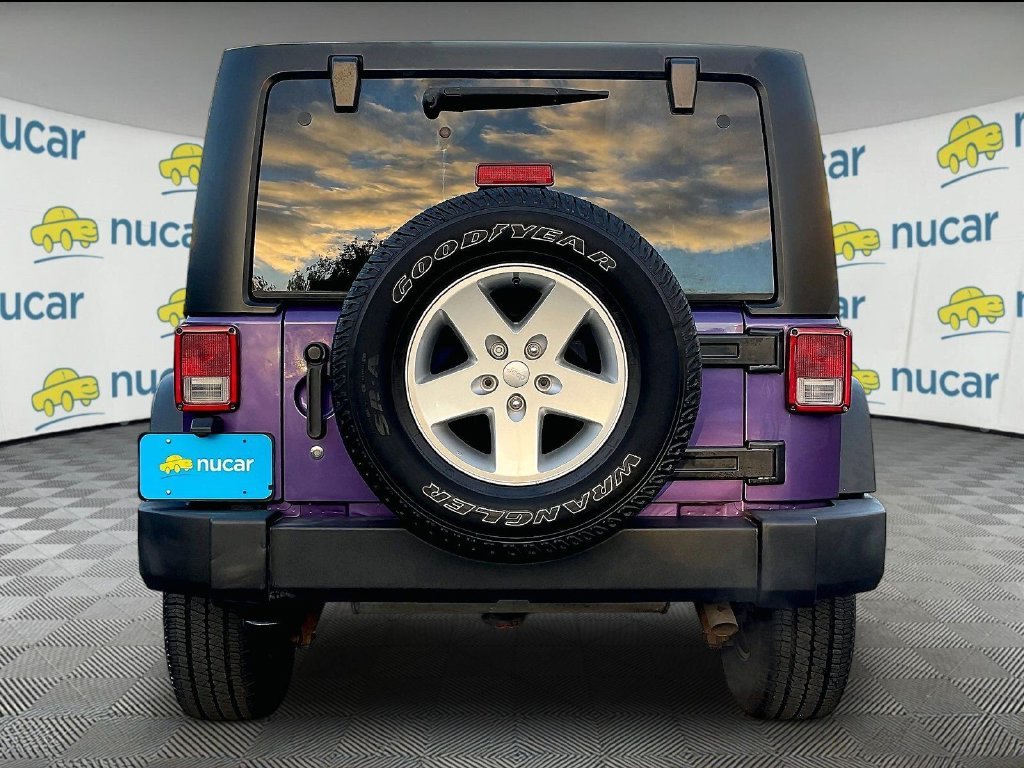Used 2018 Xtreme Purple Pearlcoat Jeep Unlimited Sport image 5