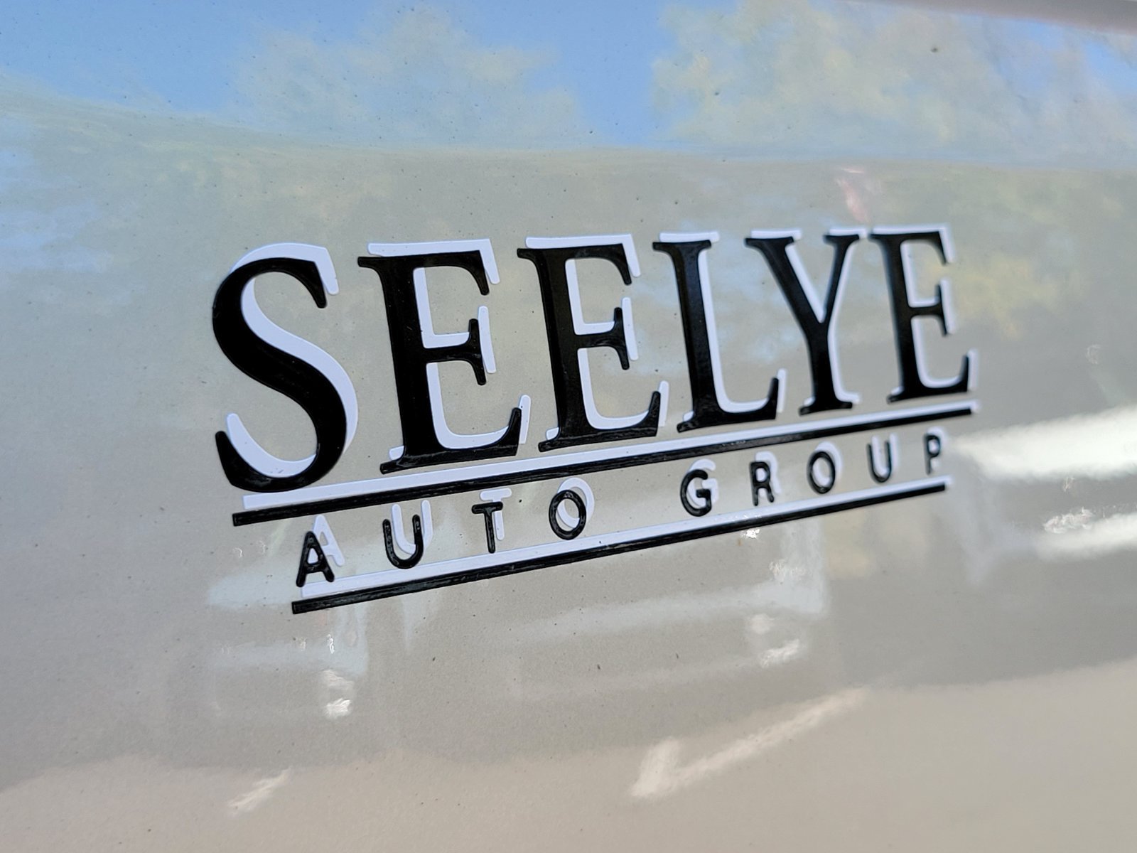 Certified Used 2025 White Kia SX Prestige image 38