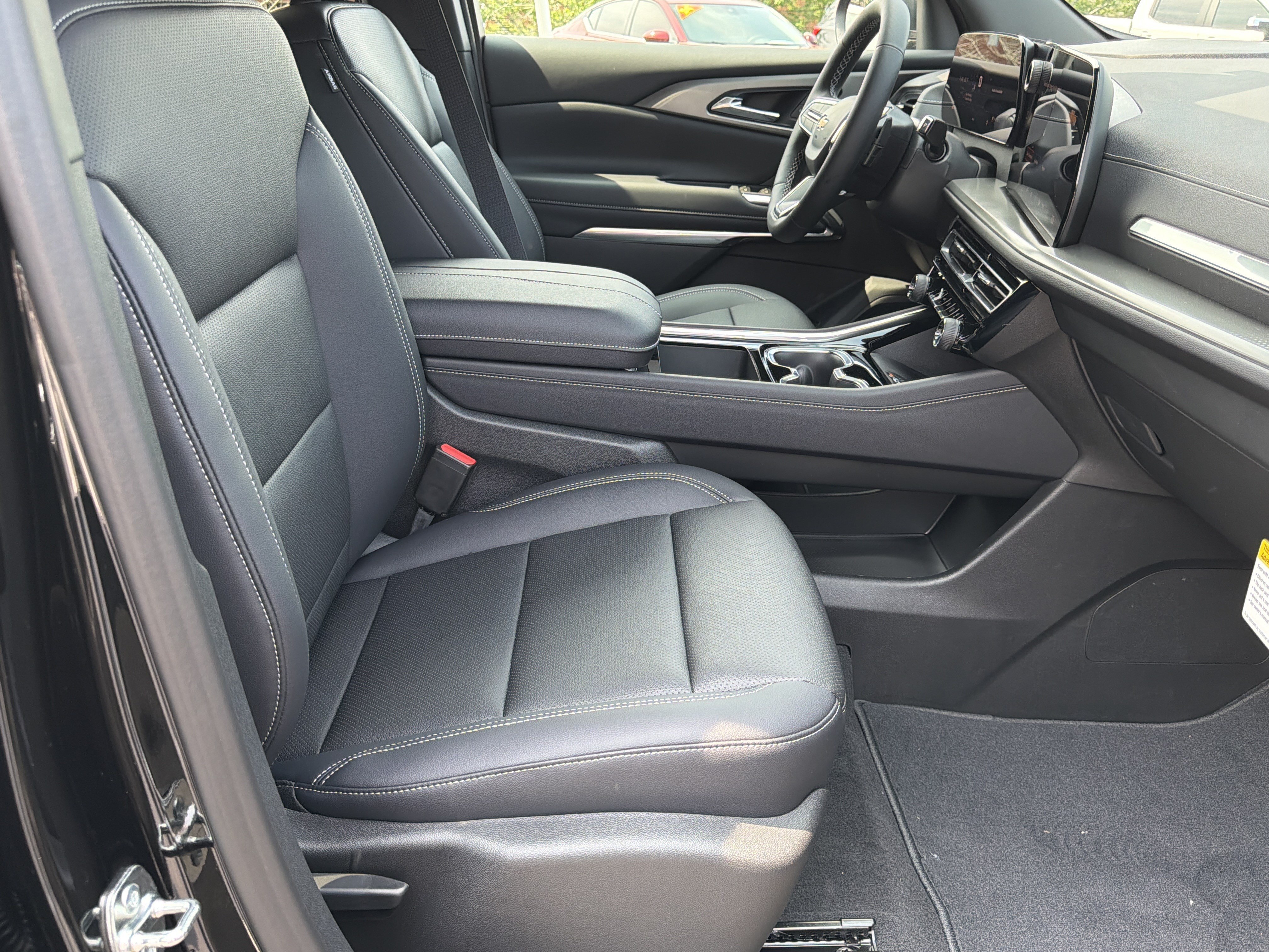 New 2026 Mosaic Black Metallic Chevrolet LT image 13