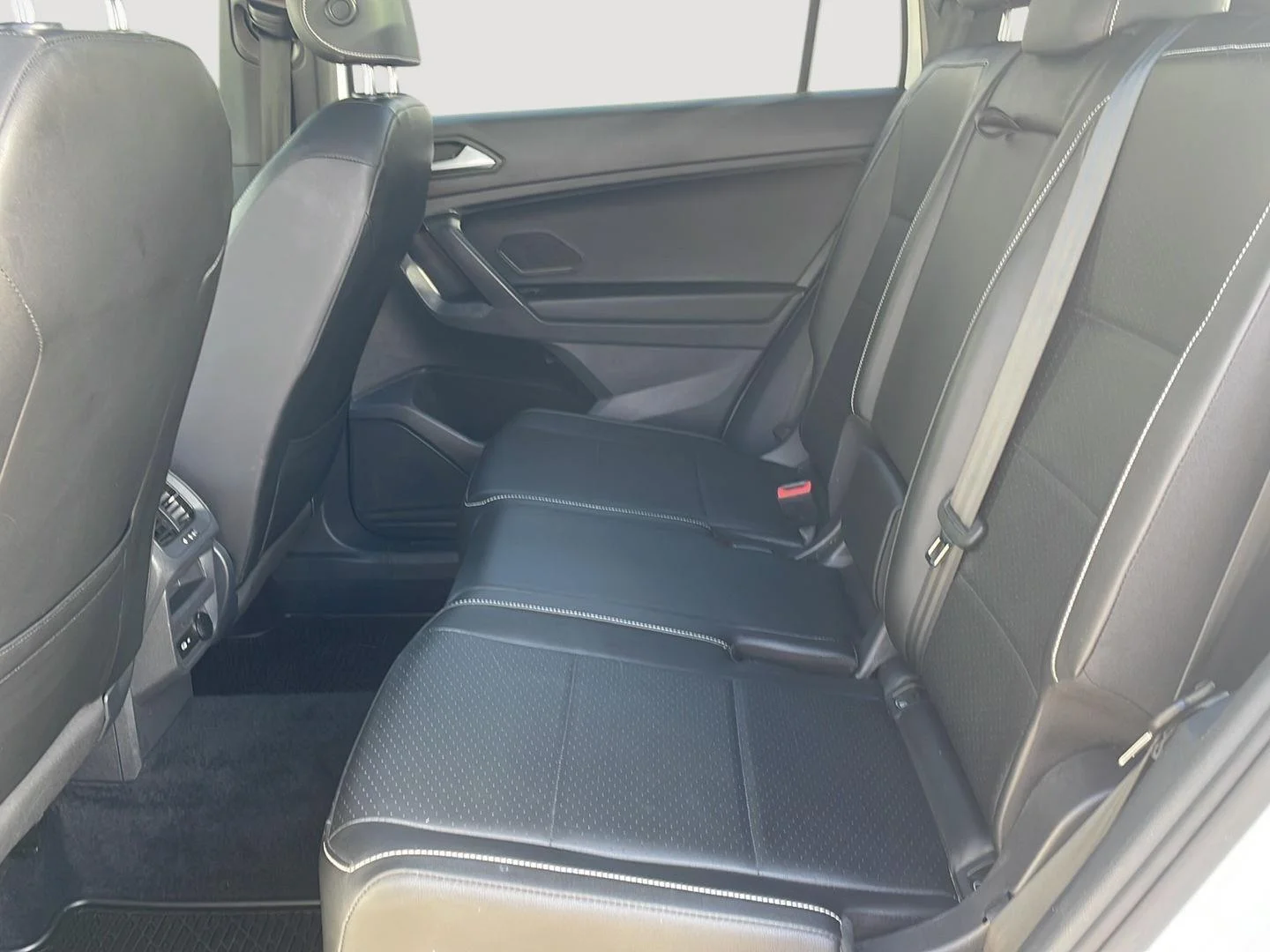 2021 Volkswagen Tiguan SE R-LINE BLACK - Photo 20