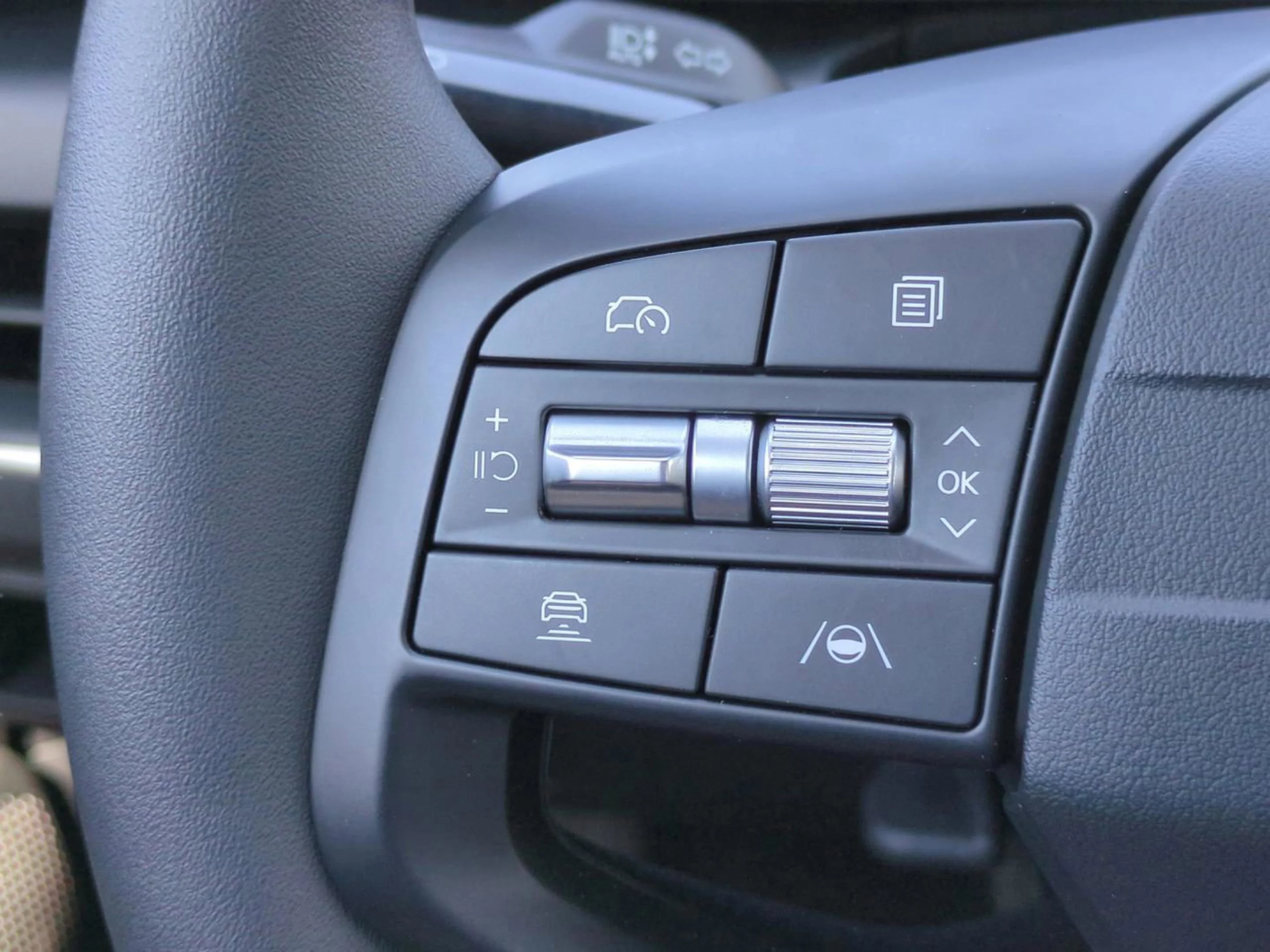New 2026 Aurora Black Pearl Kia LX image 33