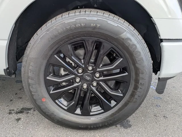New 2026 Avalanche Ford Lariat® image 11