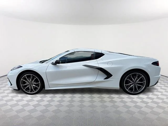 Used 2026 Arctic White Chevrolet 1LT image 8